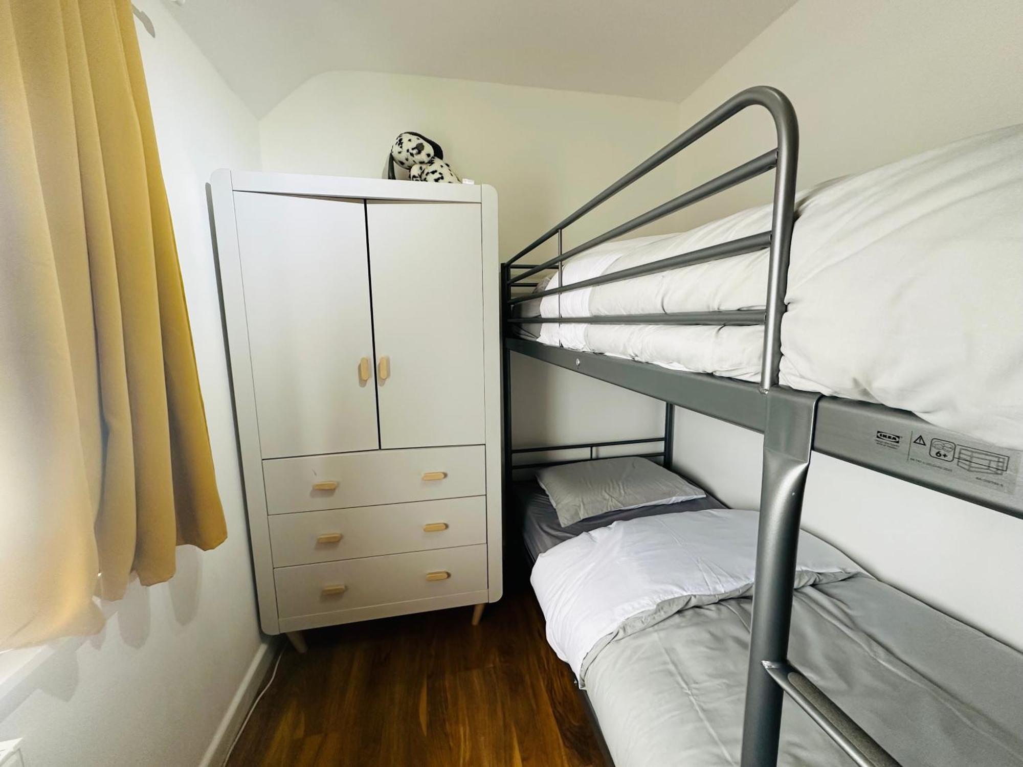 Beautiful Home In London With Easy Access To Central London Sutton  Luaran gambar
