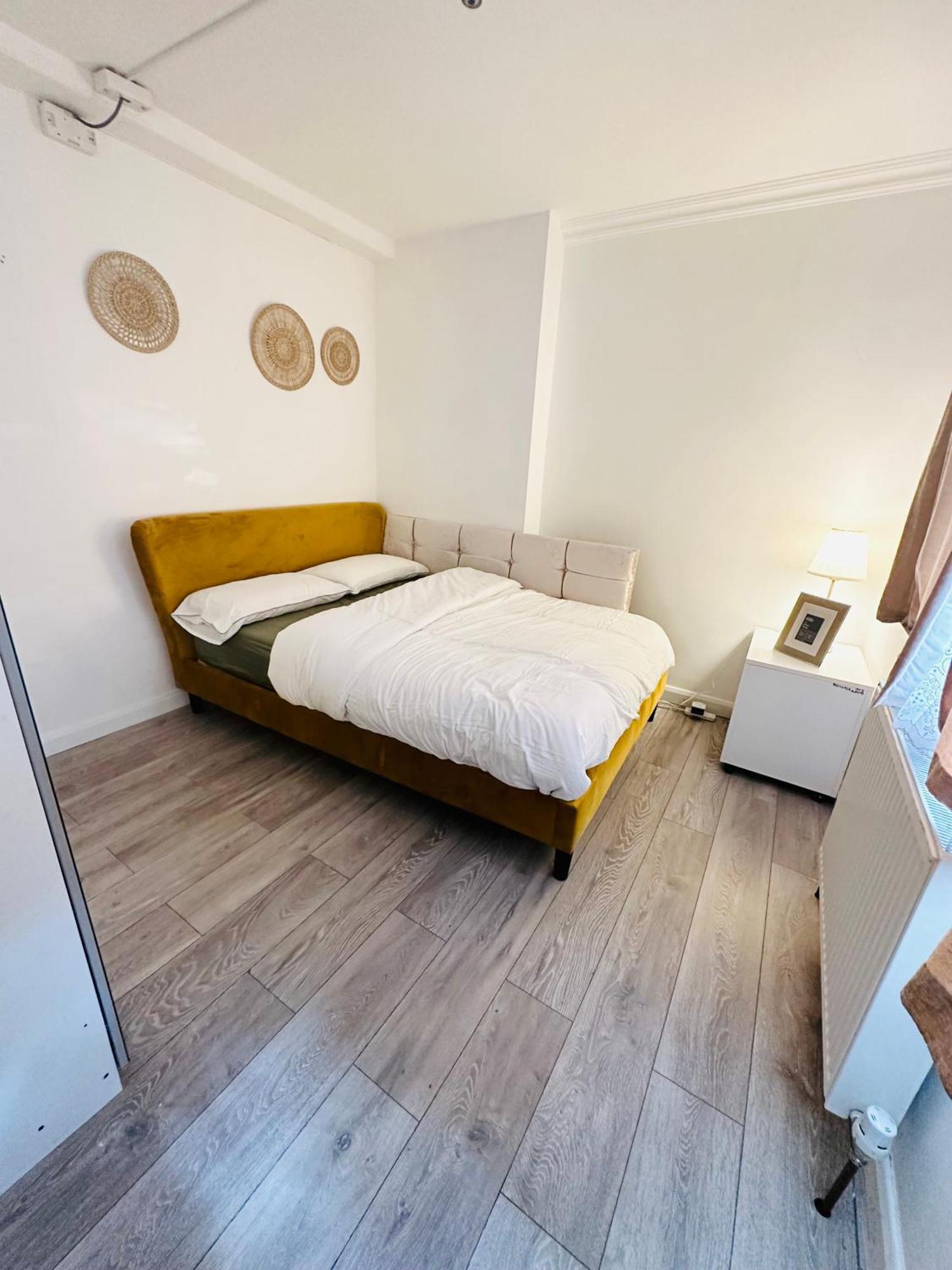 Beautiful Home In London With Easy Access To Central London Sutton  Luaran gambar