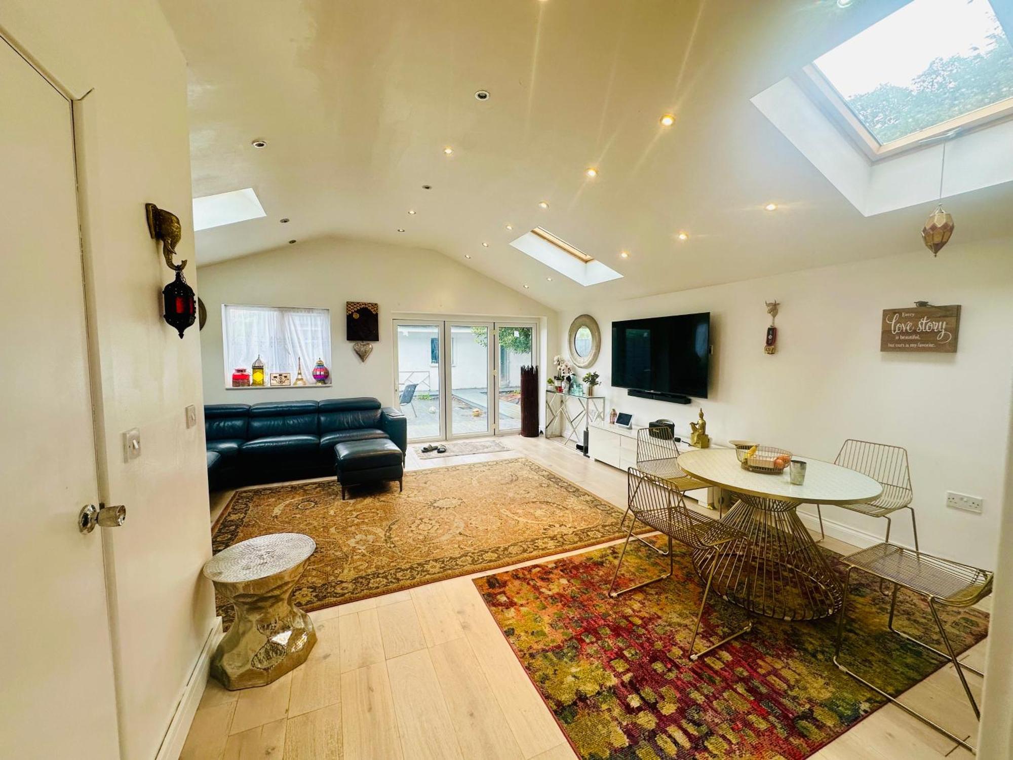 Beautiful Home In London With Easy Access To Central London Sutton  Luaran gambar