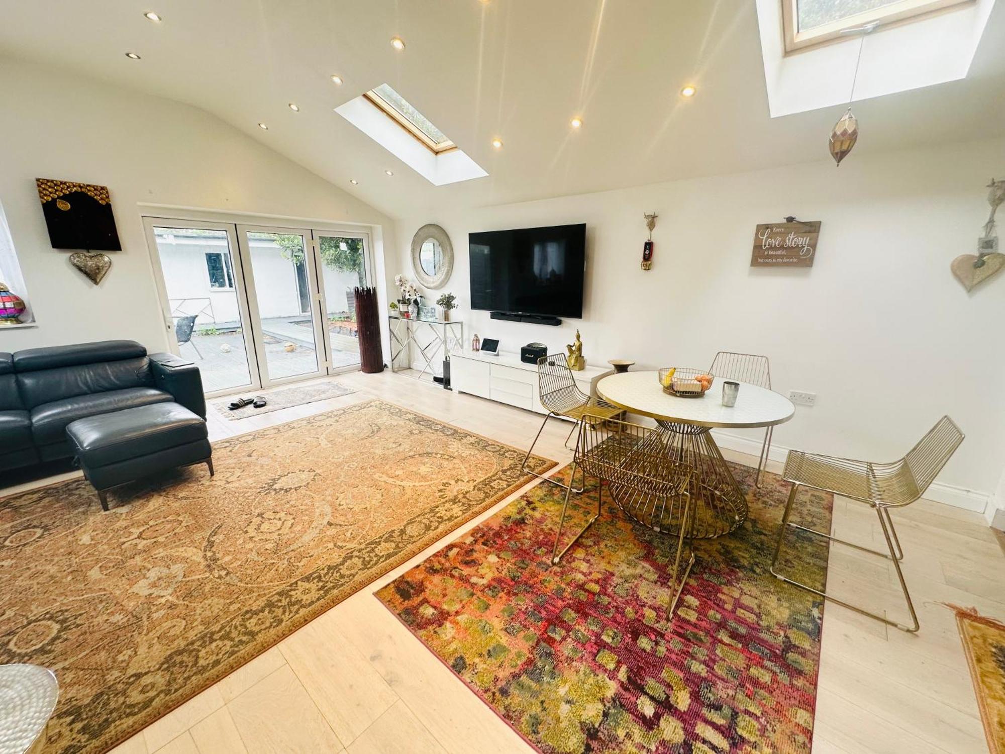 Beautiful Home In London With Easy Access To Central London Sutton  Luaran gambar